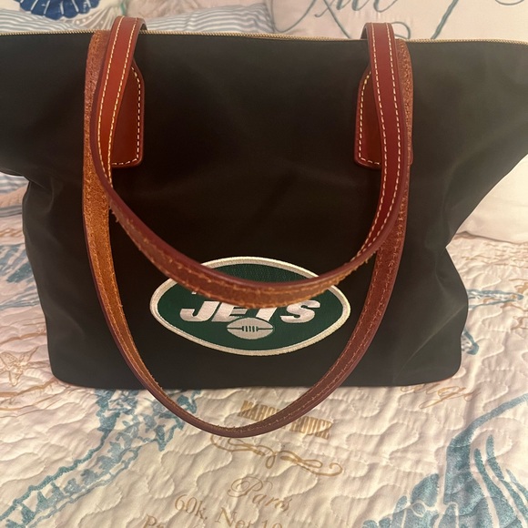 Dooney & Bourke Jets handbag - Picture 3 of 6